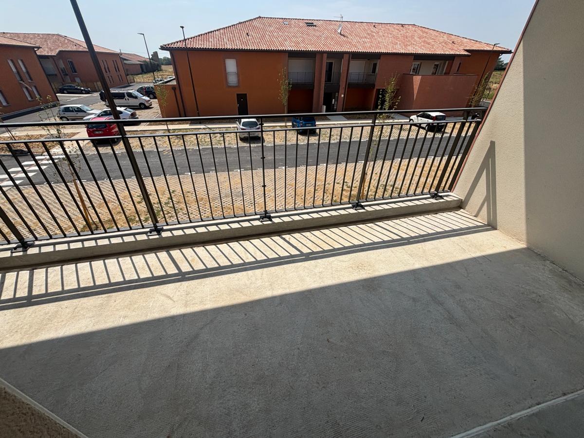 3 pièces - 1er étage - 63m² - 752,60 € - Photo #1