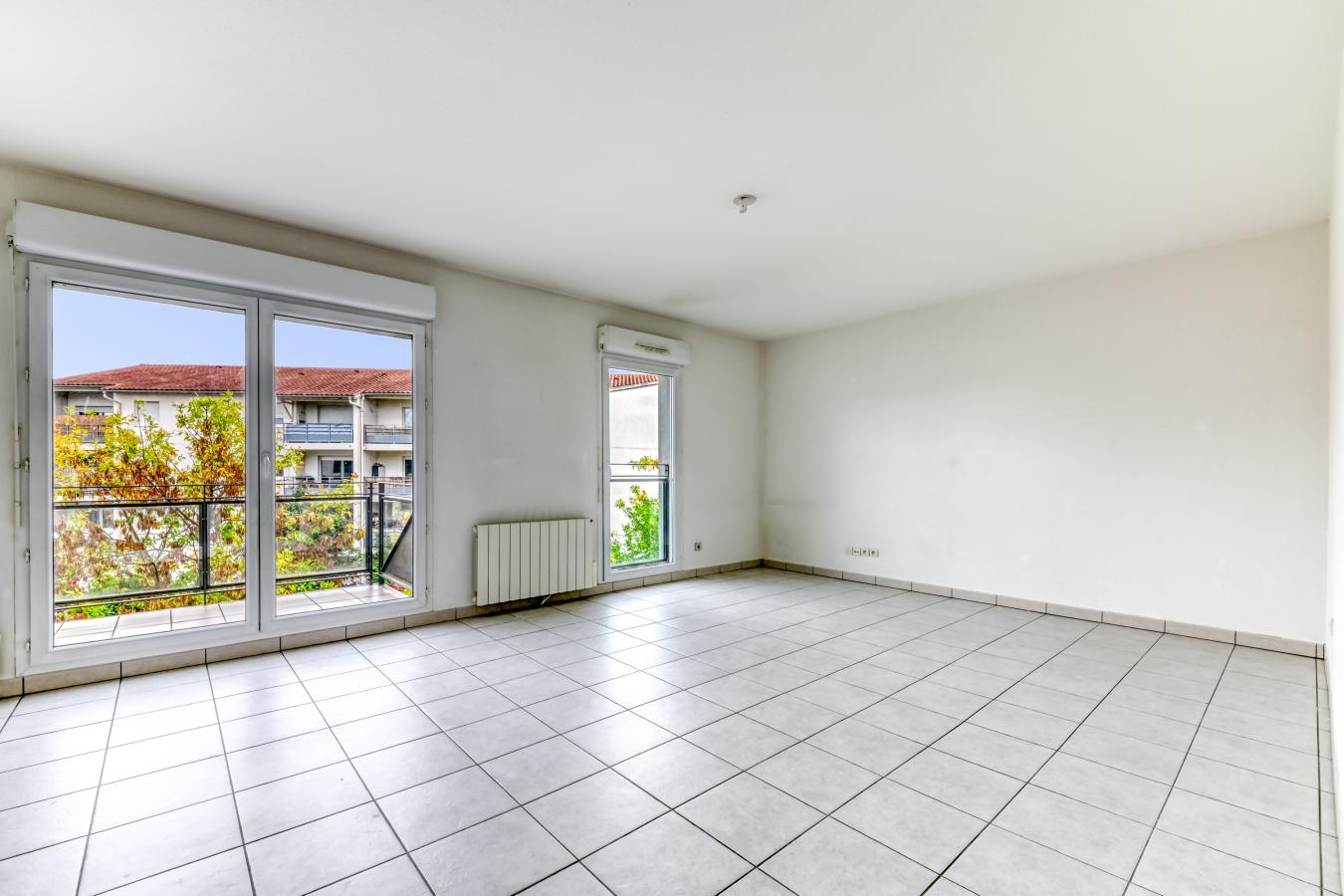 
																																							3 pièces - 
																																						3ème étage - 68m² - 260 000 € - Photo #3