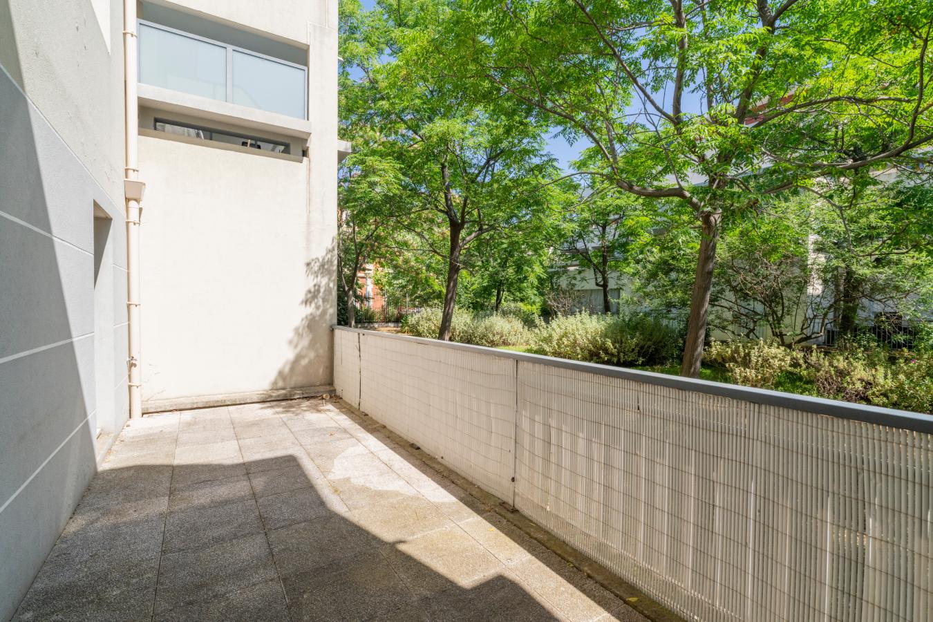 
																			3 pièces - 
																		RDC - 225 400 € - Photo #2