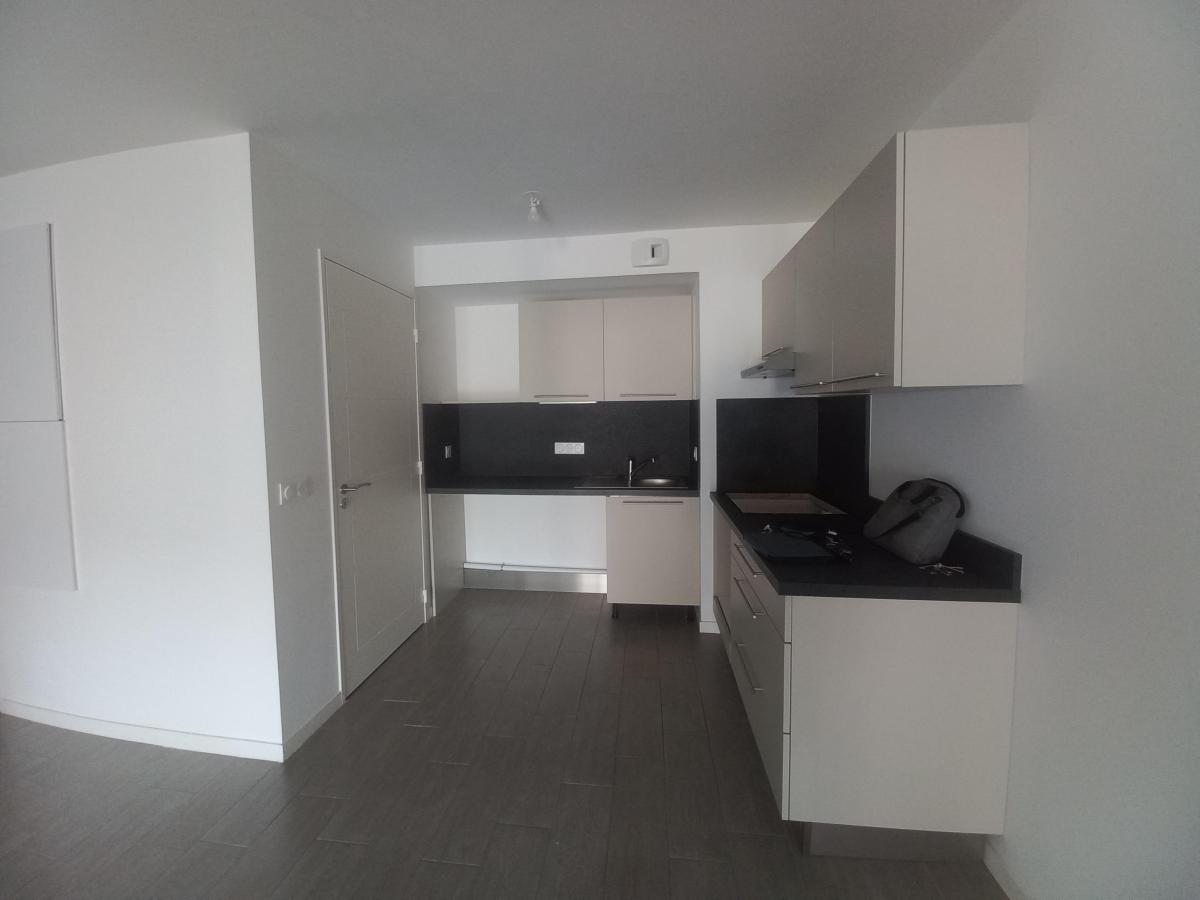 4 pièces - 1er étage - 90m² - 1 051,75 € - Photo #3