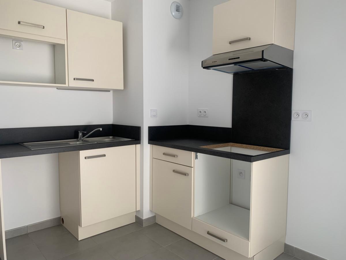 
																			3 pièces - 
																		4ème étage - 61m² - 840,65 € - Photo #0