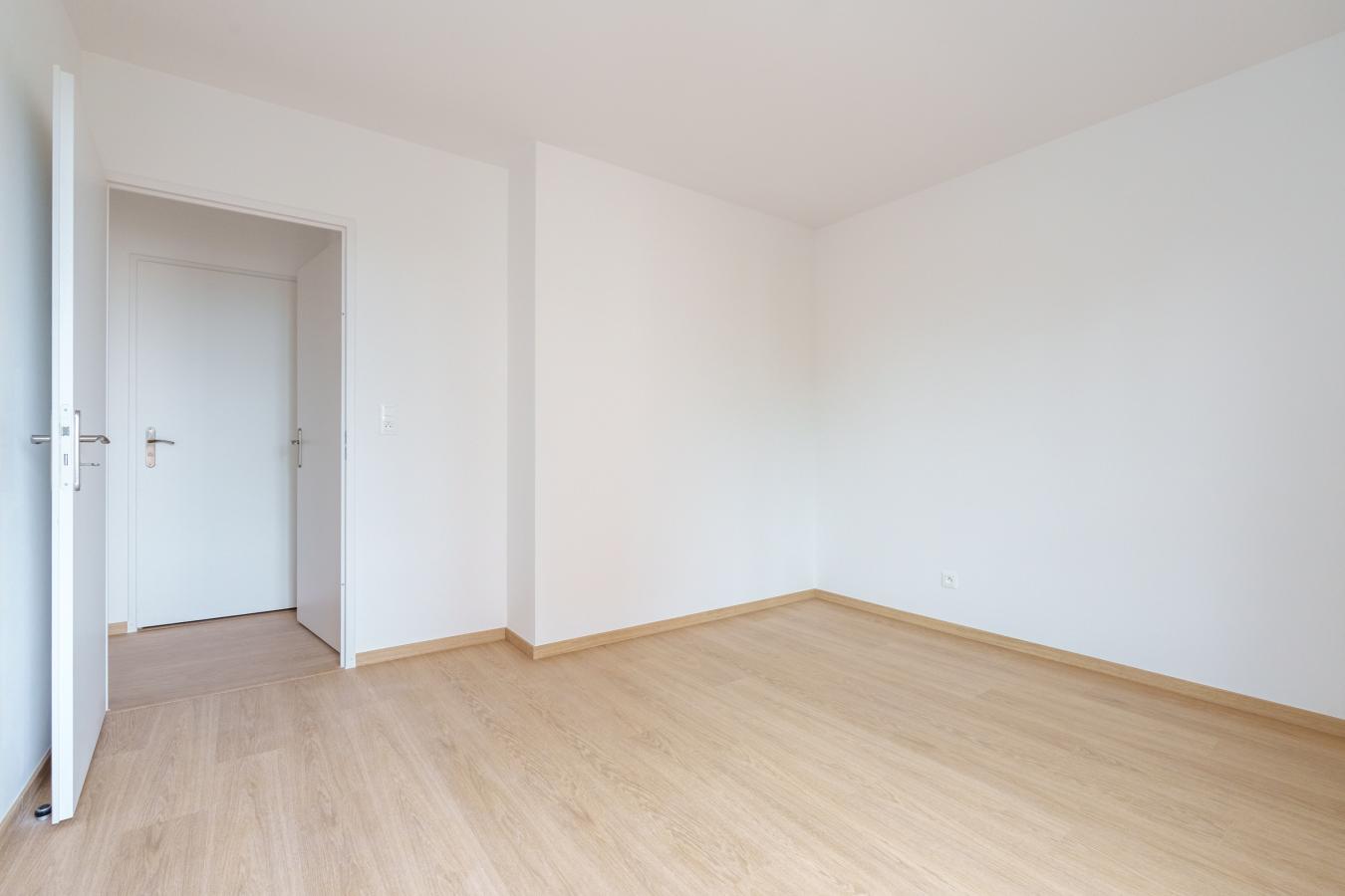 
																			2 pièces - 
																		RDC - 45m² - 665,15 € - Photo #3