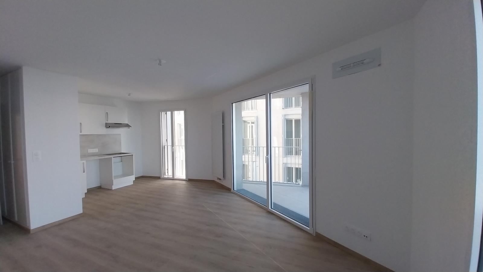 
																			2 pièces - 
																		5ème étage - 43m² - 723,83 € - Photo #2