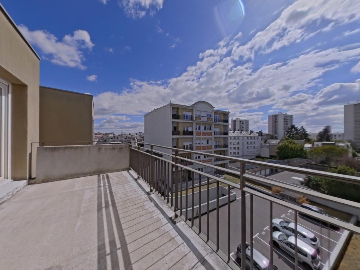 
																																							4 pièces - 
																																						4ème étage - 87m² - 980,99 € - Photo #7
