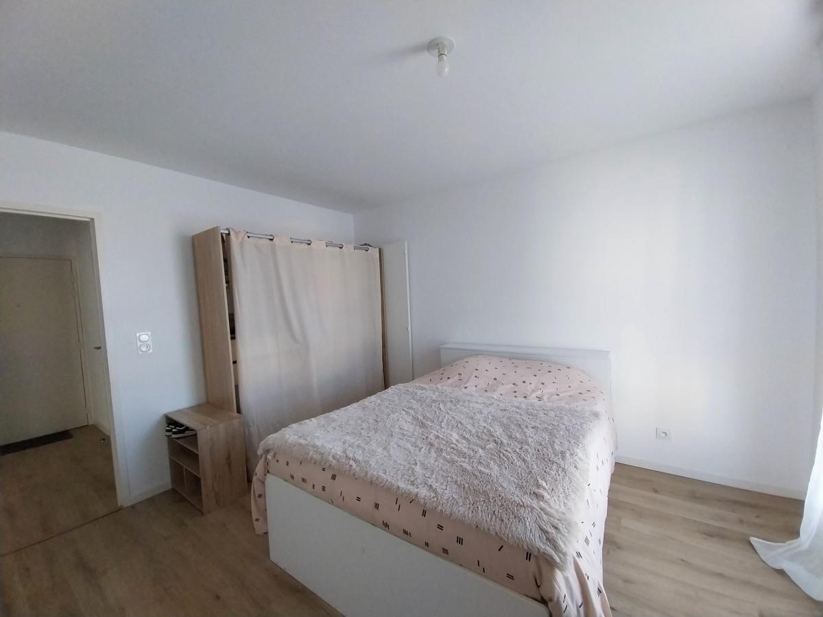 
																																							2 pièces - 
																																						4ème étage - 39m² - 547,80 € - Photo #5