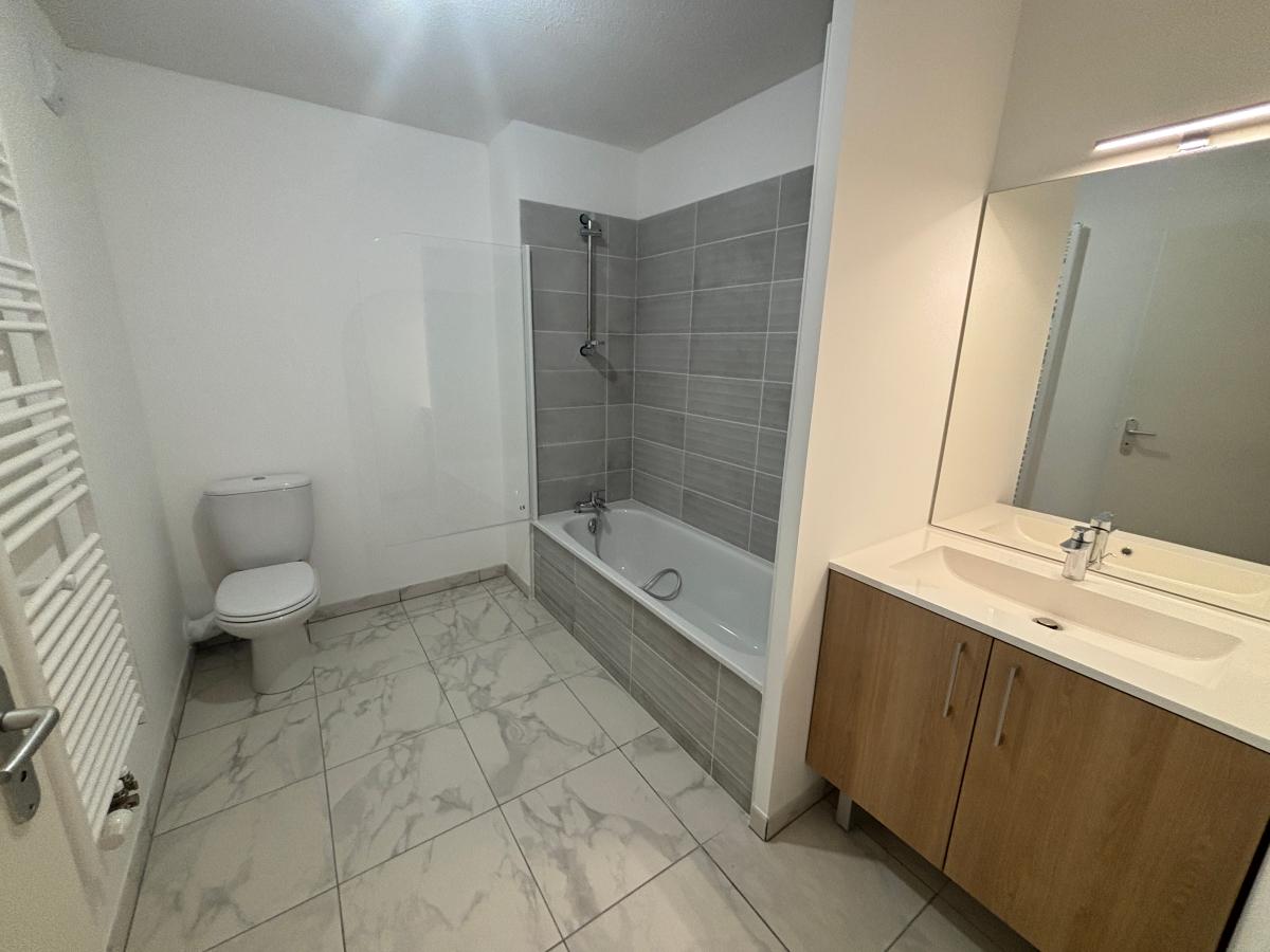 
																																							2 pièces - 
																																						1er étage - 46m² - 552,85 € - Photo #5