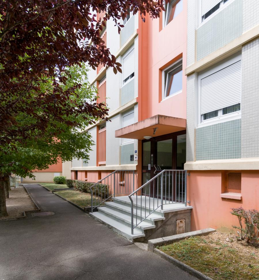 
																			3 pièces - 
																		2ème étage - 69m² - 608,42 € - Photo #0