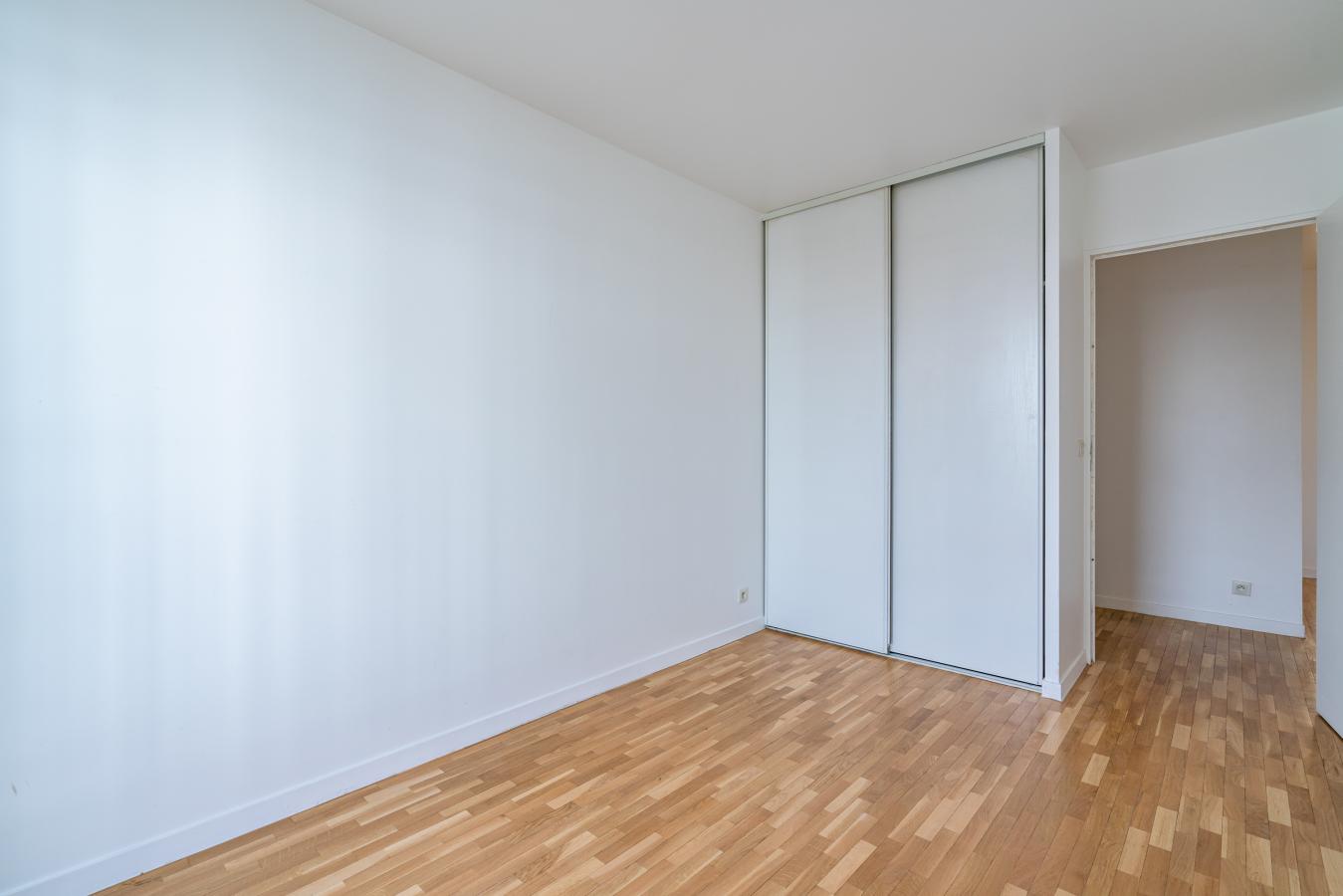 3 pièces - RDC - 69m² - 1 481,21 € - Photo #2