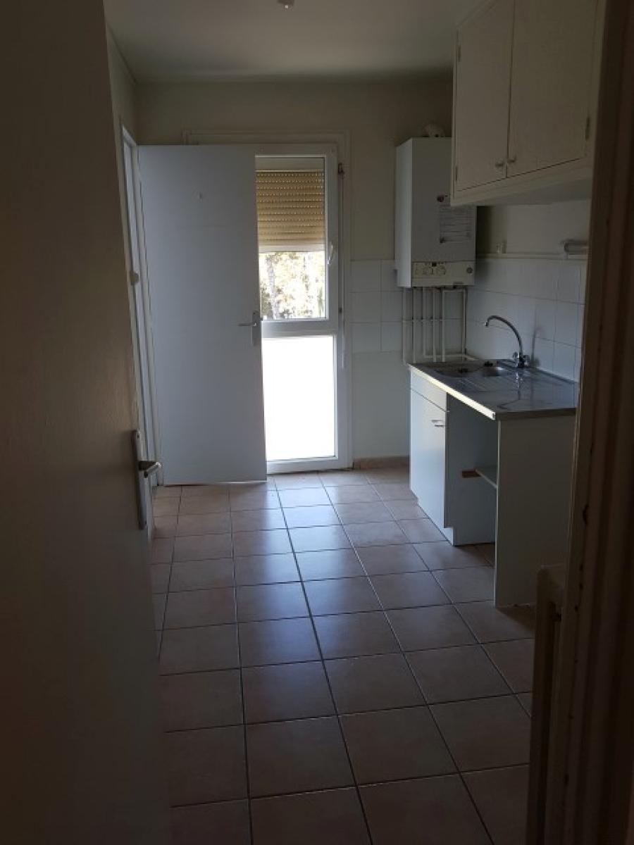 
																			4 pièces - 
																		2ème étage - 66m² - 1 025,61 € - Photo #0