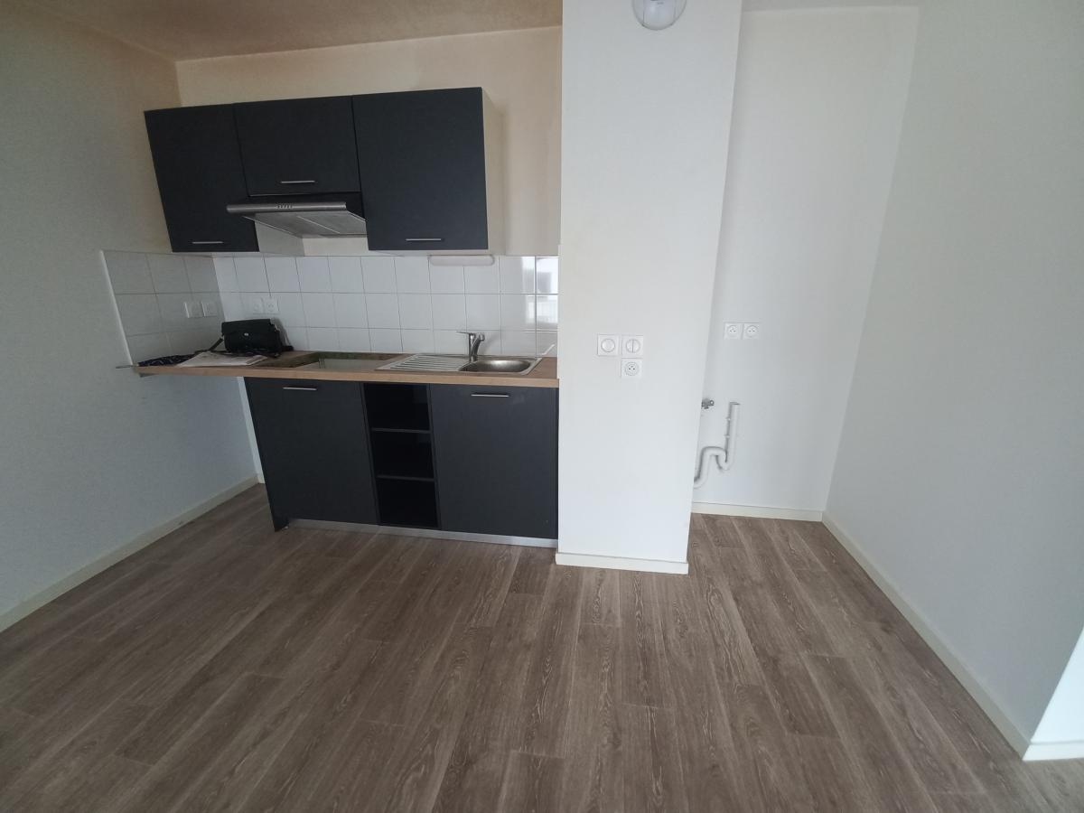 
																																							2 pièces - 
																																						2ème étage - 46m² - 694,53 € - Photo #5