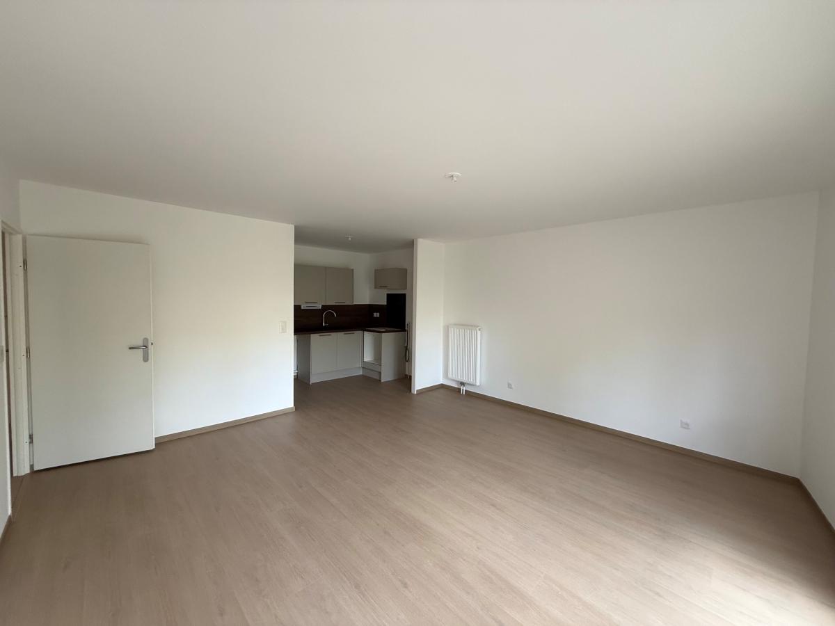 
																																							2 pièces - 
																																						1er étage - 53m² - 569,28 € - Photo #1