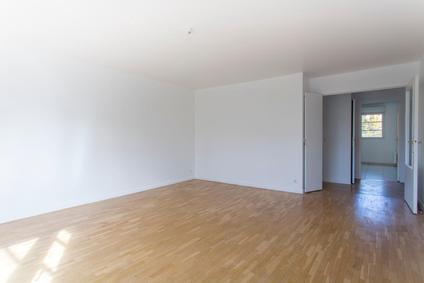 
																																							2 pièces - 
																																						1er étage - 48m² - 909,93 € - Photo #1