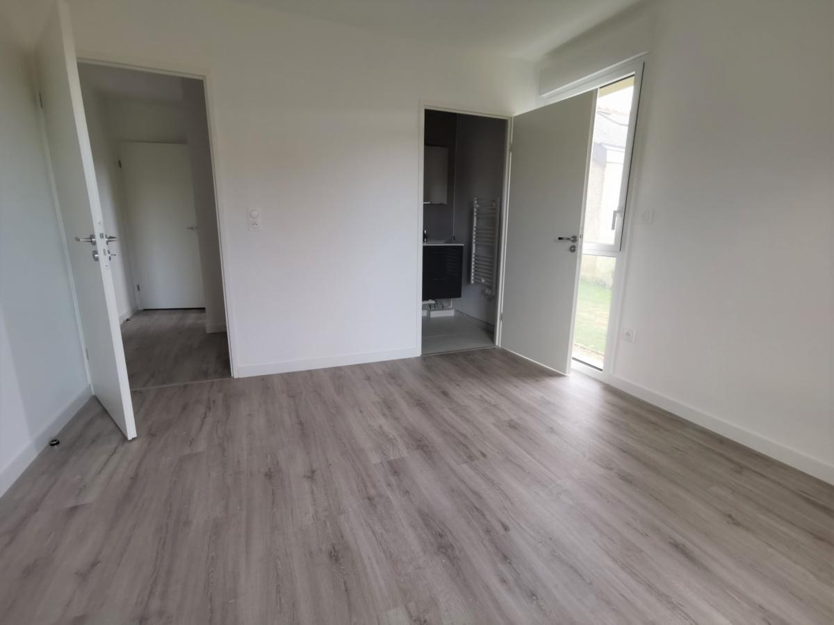 
																			4 pièces – 
																		RDC – 87m² - 963,05 € - Photo #7