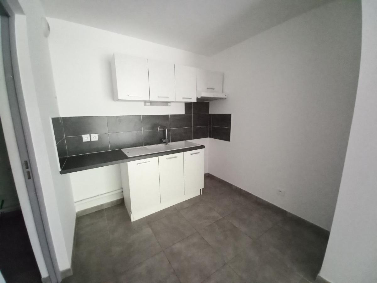 3 pièces - RDC - 74m² - 567,83 € - Photo #1