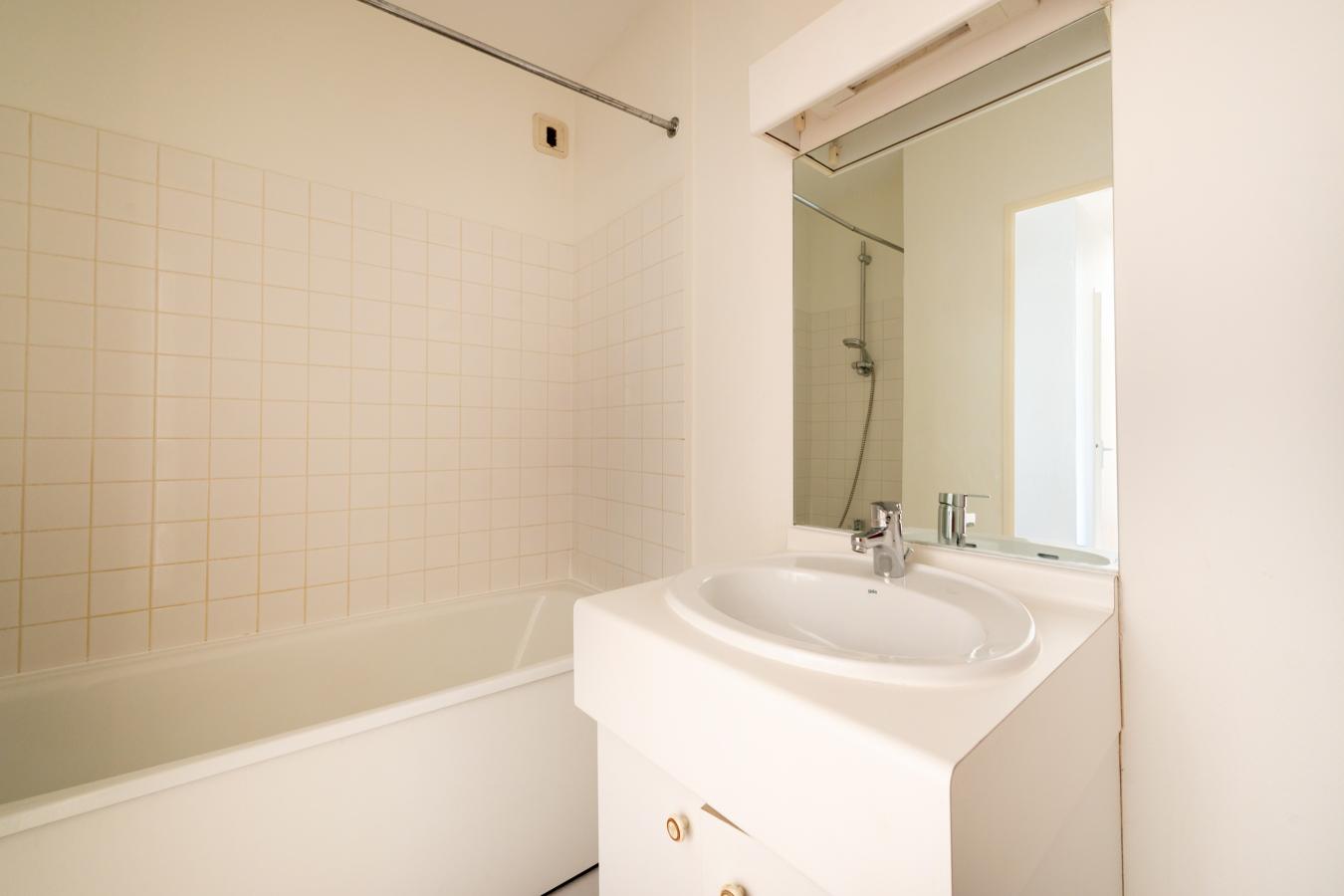
																																							5 pièces - 
																																						1er étage - 107m² - 269 000 € - Photo #4