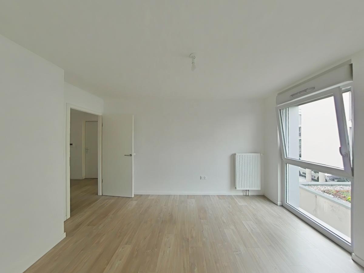 
																																							3 pièces - 
																																						1er étage - 63m² - 862,30 € - Photo #6