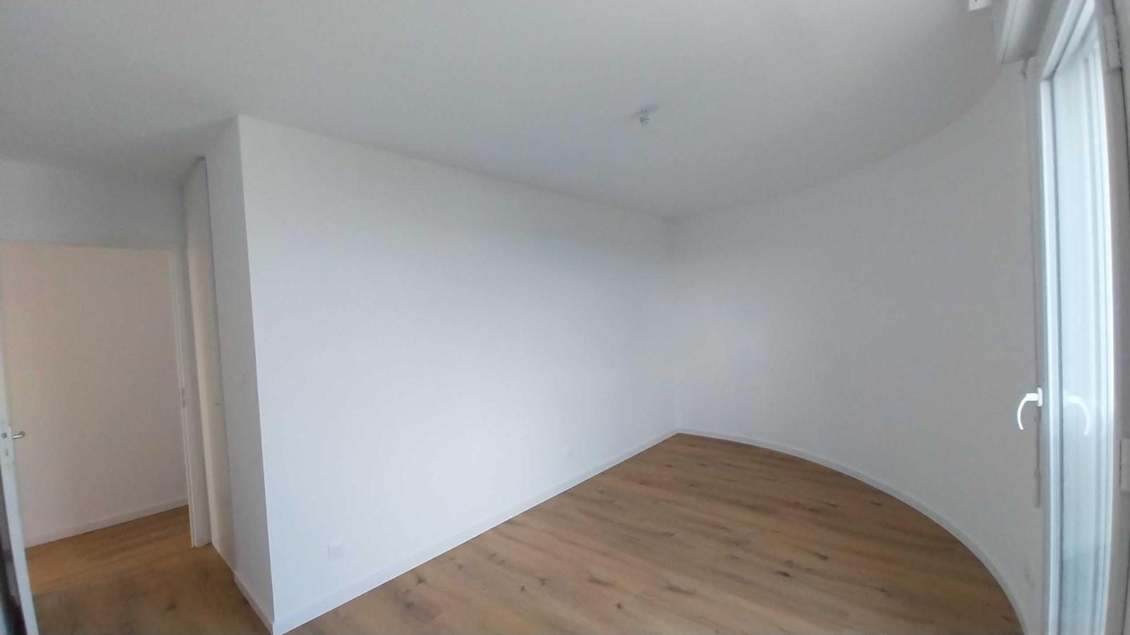 4 pièces - 9ème étage - 103m² - 1 375,54 € - Photo #5