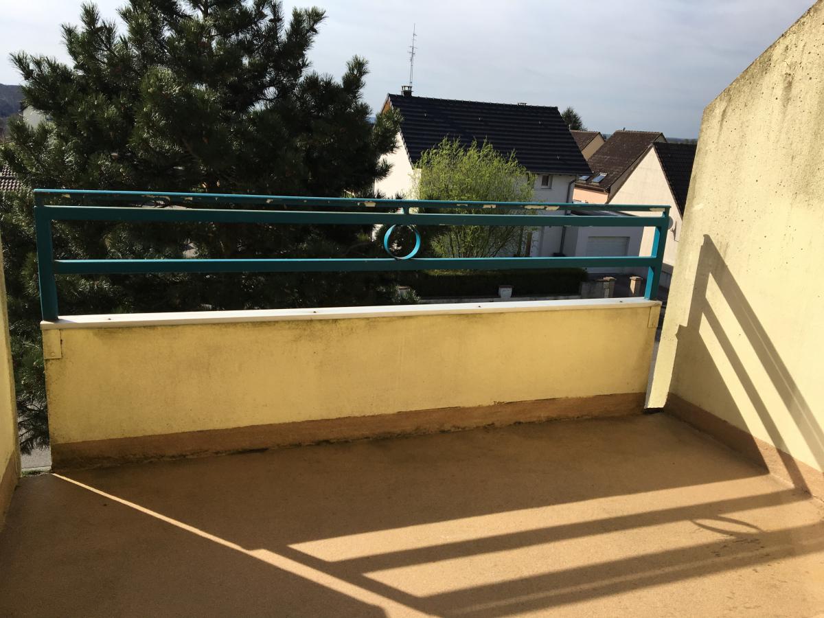 
																																							4 pièces - 
																																						2ème étage - 85m² - 605,24 € - Photo #3