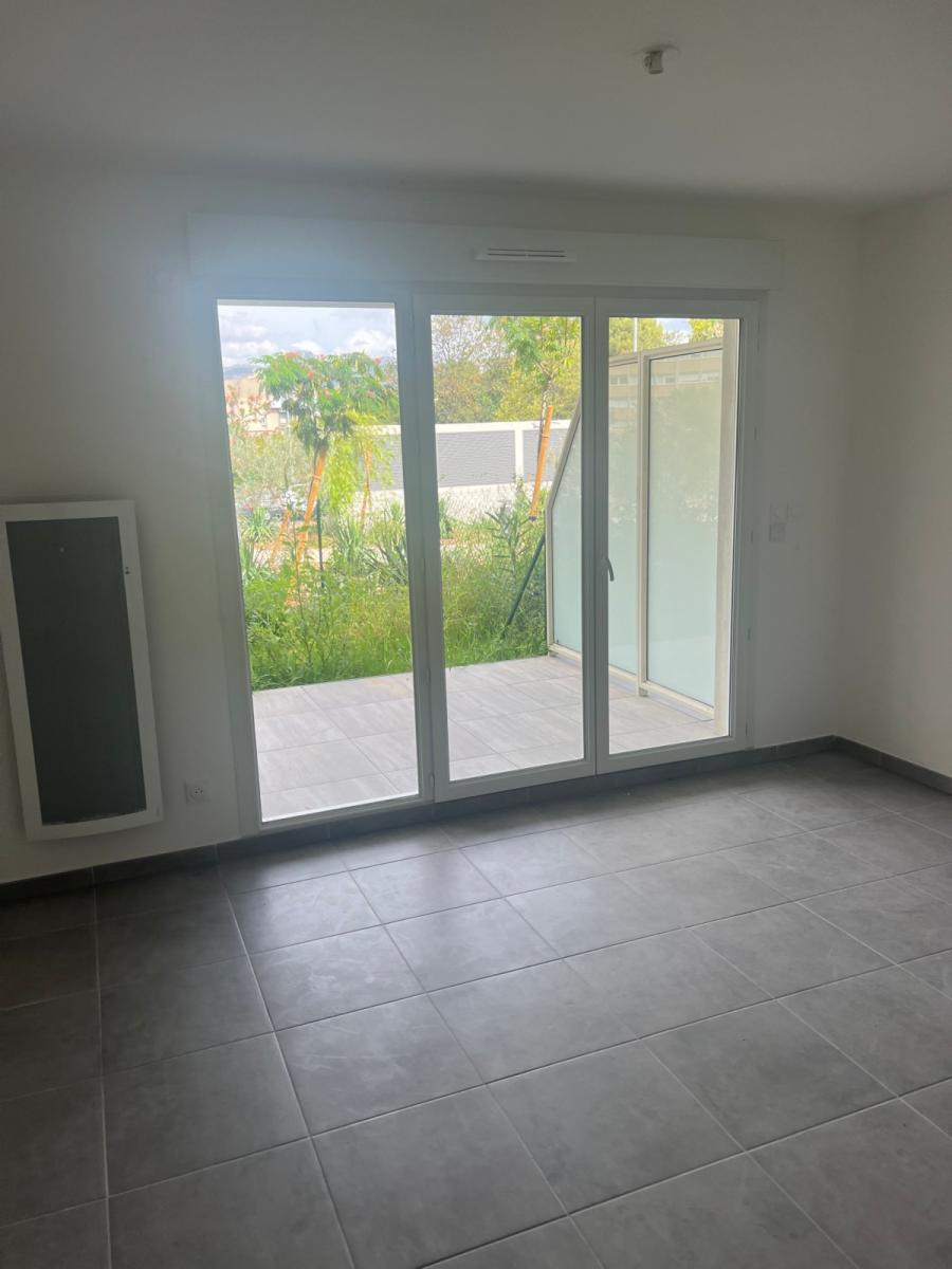 
																																							3 pièces - 
																																						3ème étage - 60m² - 959,03 € - Photo #7