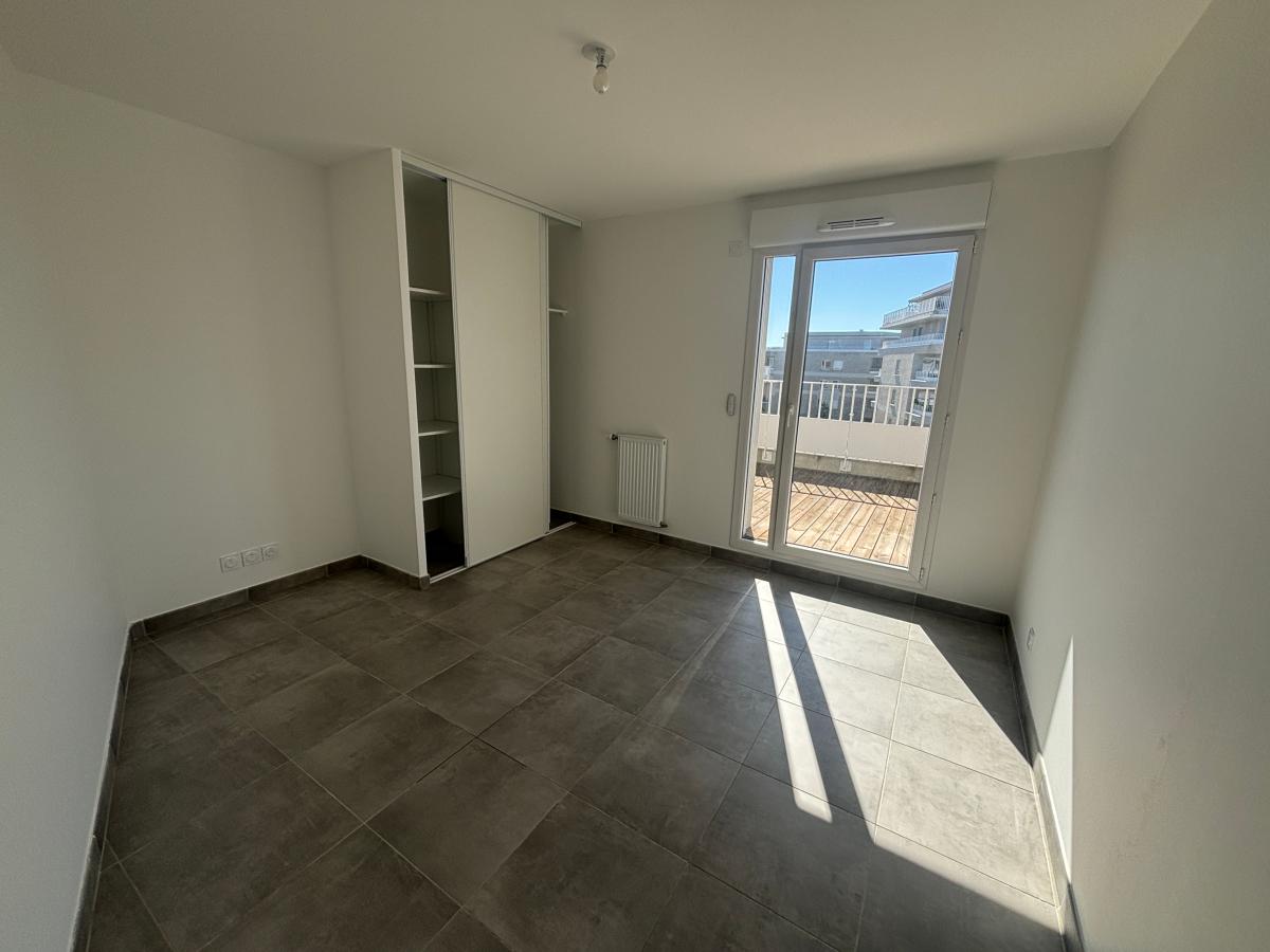 
																																							5 pièces - 
																																						3ème étage - 119m² - 1 117,69 € - Photo #5