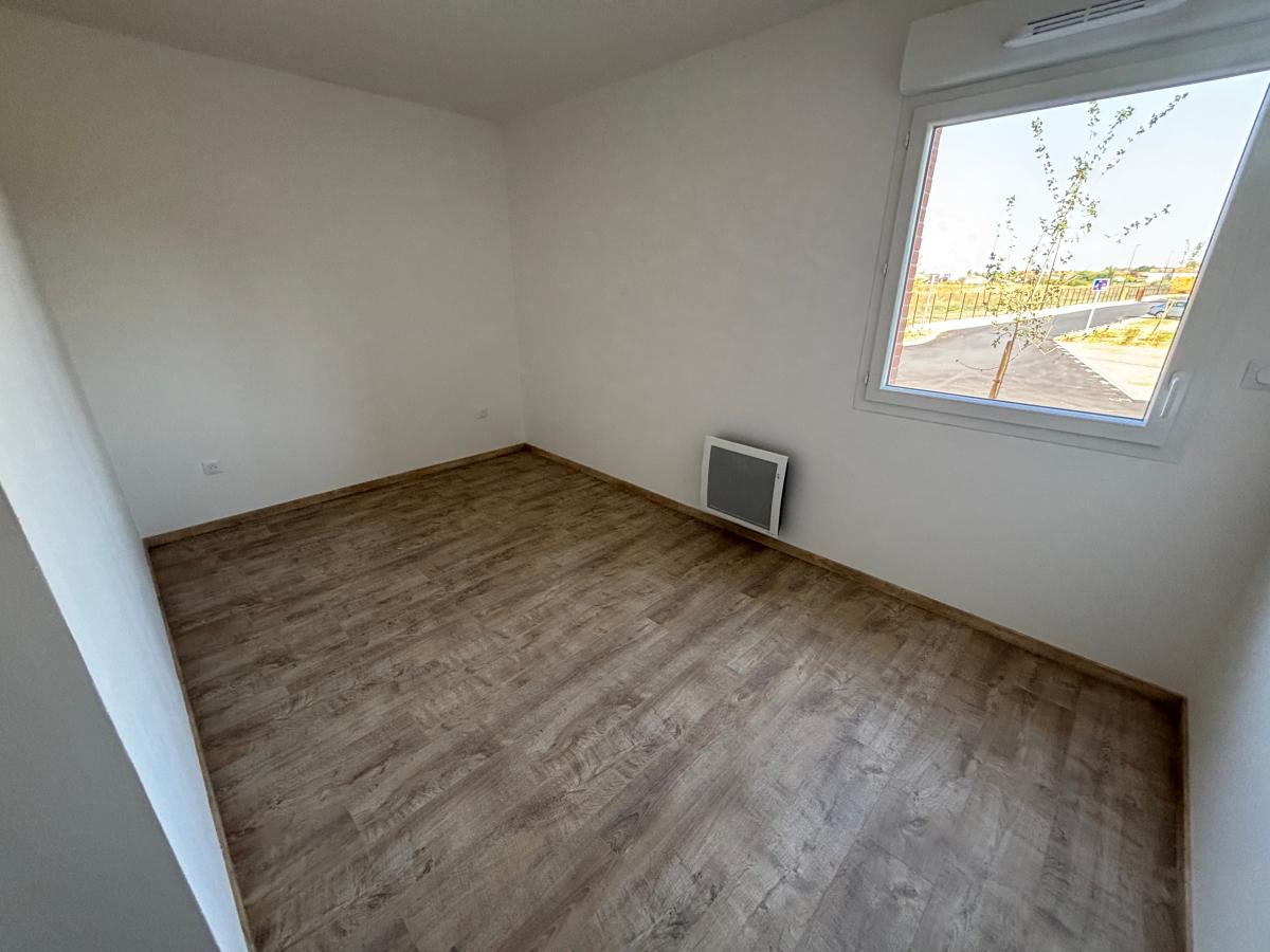
																																							3 pièces - 
																																						RDC - 62m² - 686,61 € - Photo #5
