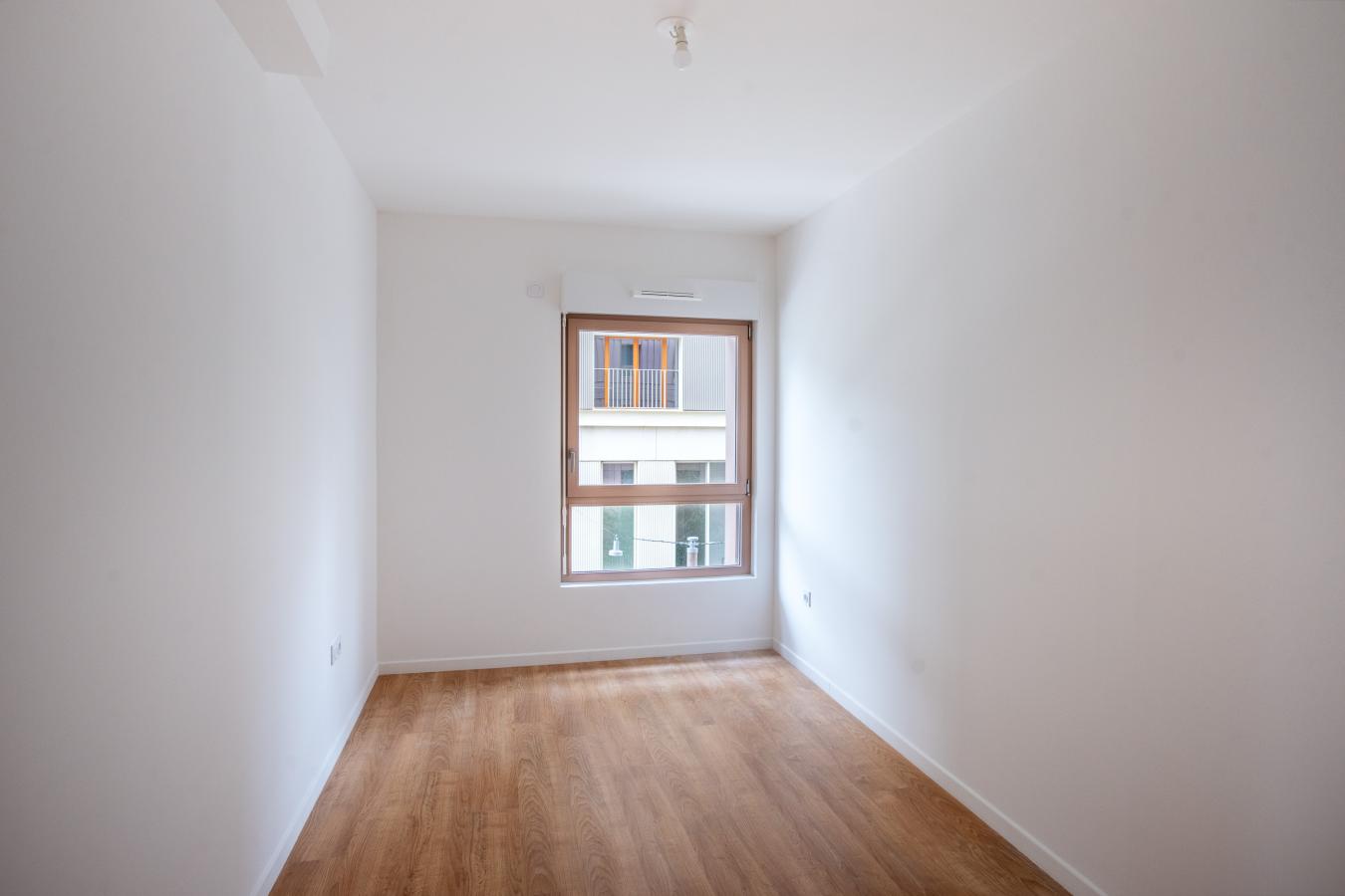 
																																							3 pièces - 
																																						4ème étage - 72m² - 1 456,62 € - Photo #4