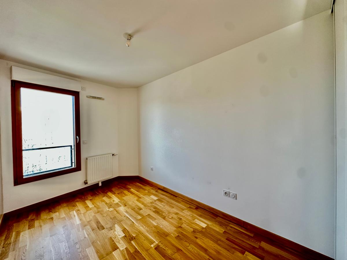 3 pièces - 2ème étage - 68m² - 1 260,28 € - Photo #3