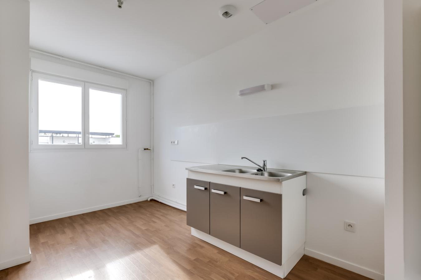 
																																							3 pièces - 
																																						1er étage - 66m² - 820,74 € - Photo #5
