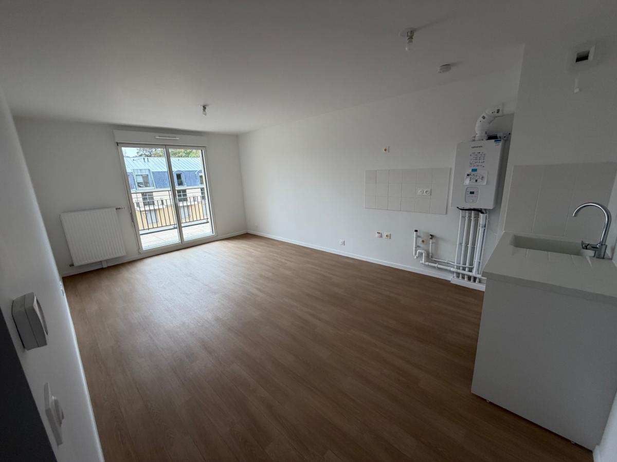 3 pièces - 2ème étage - 68m² - 974,59 € - Photo #0