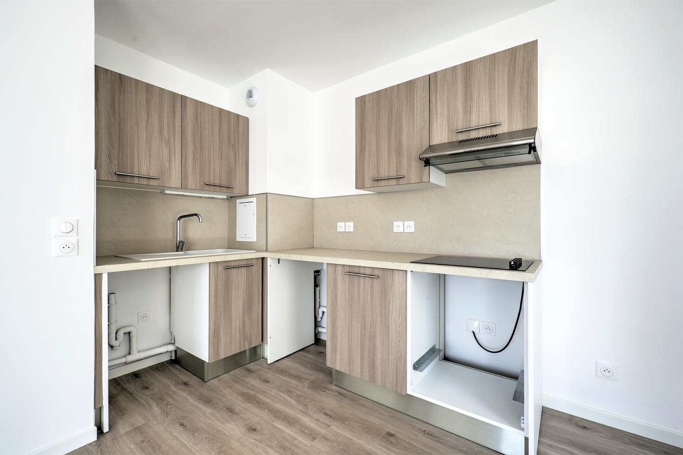 
																																							3 pièces - 
																																						3ème étage - 82m² - 1 429,22 € - Photo #2