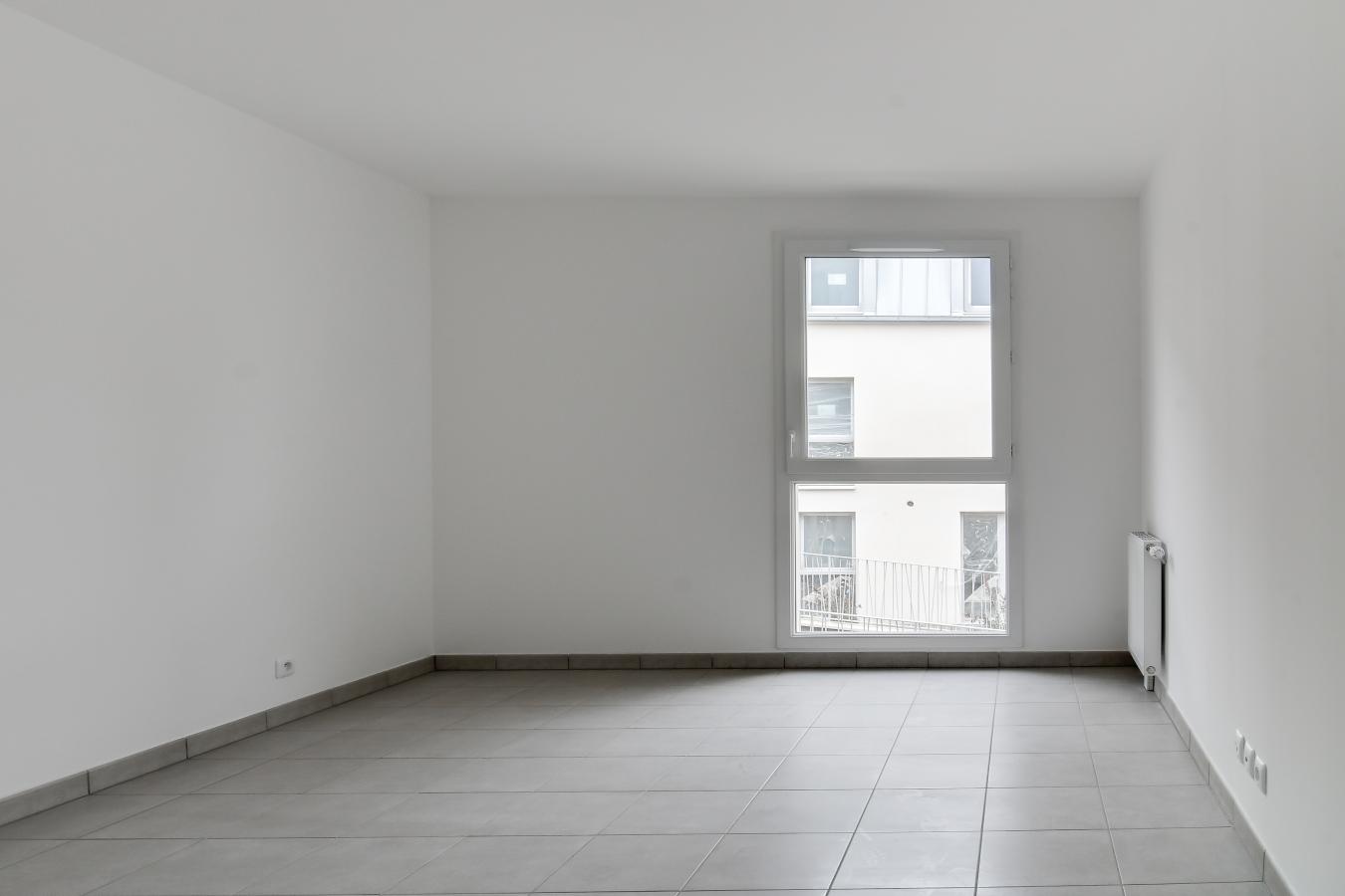 
																																							3 pièces - 
																																						1er étage - 65m² - 1 016,60 € - Photo #3