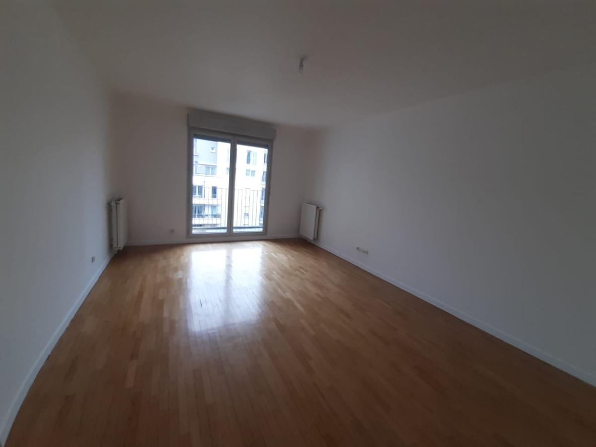 
																			4 pièces – 
																		4ème étage – 77m² - 342 000 € - Photo #0