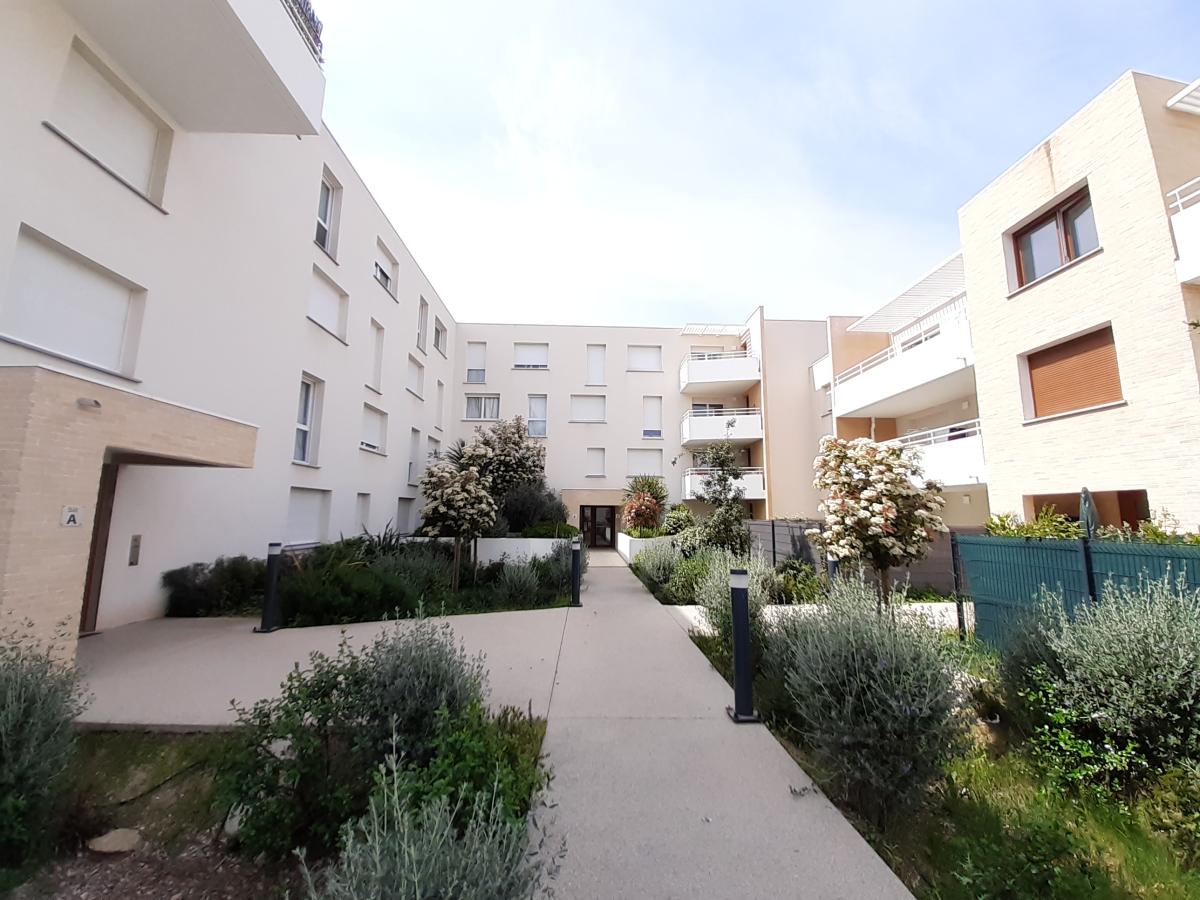 2 pièces - 2ème étage - 39m² - 702,29 € - Photo #0