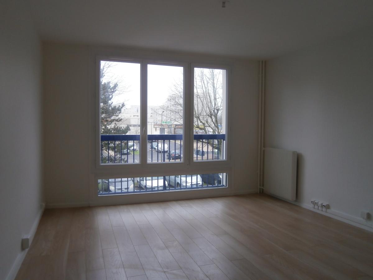 4 pièces - 4ème étage - 78m² - 155 000 € - Photo #3