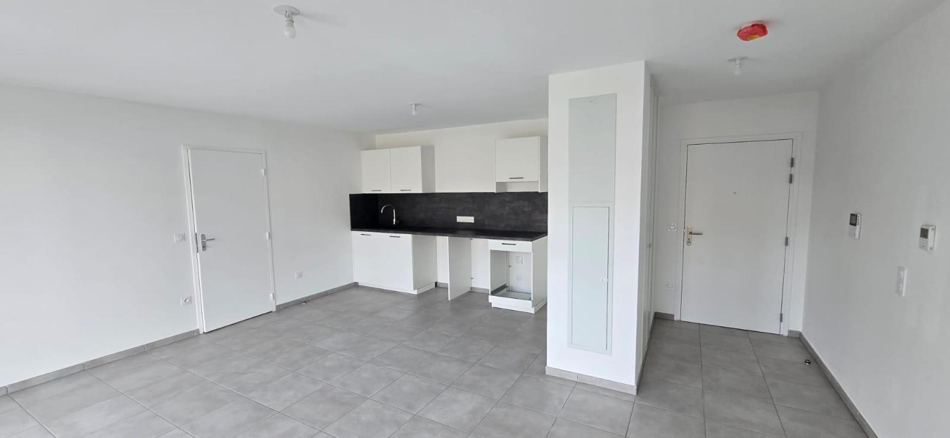 2 pièces - 3ème étage - 46m² - 628,93 € - Photo #4