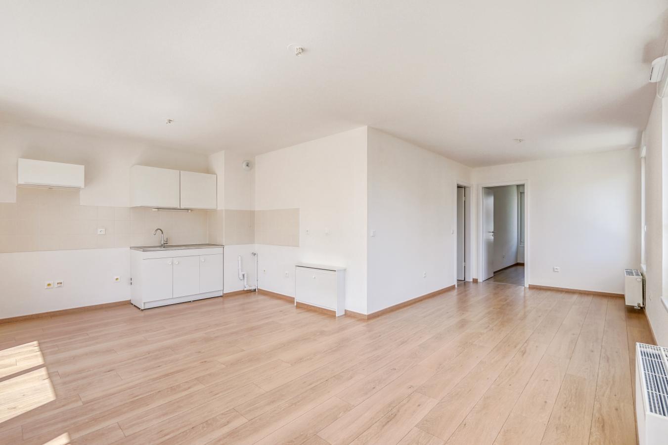 
																																							4 pièces - 
																																						3ème étage - 71m² - 943,79 € - Photo #4