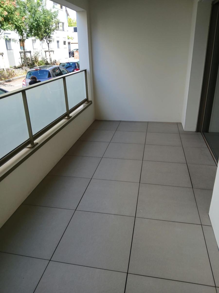 3 pièces - RDC - 68m² - 1 005,52 € - Photo #2