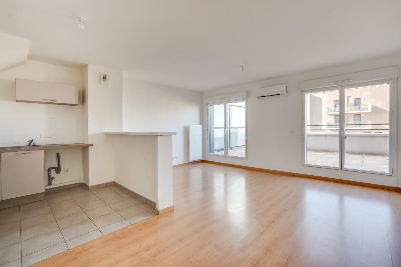 5 pièces - 5ème étage - 102m² - 1 094,55 € - Photo #3