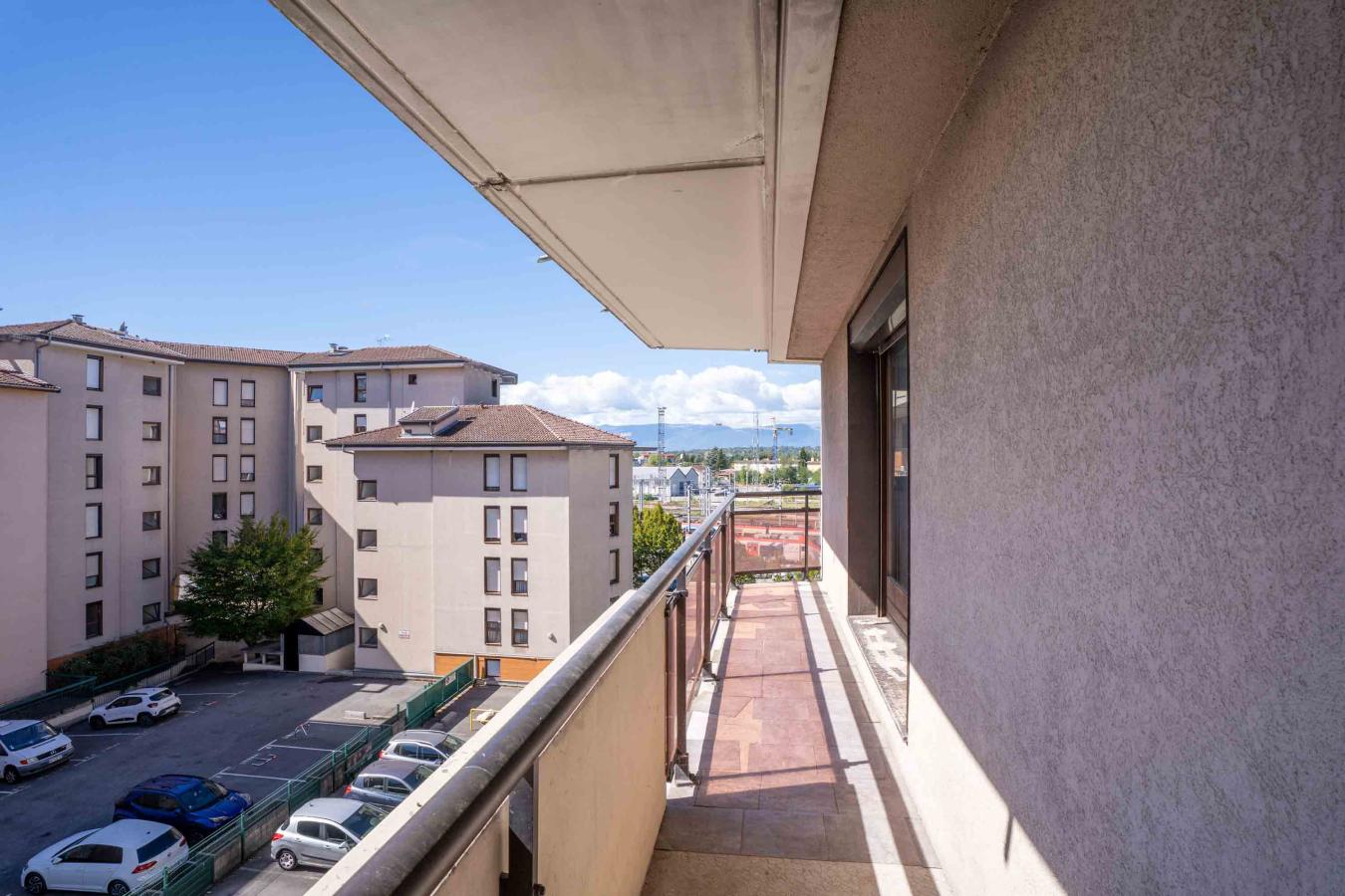
																																							4 pièces - 
																																						4ème étage - 79m² - 190 000 € - Photo #7