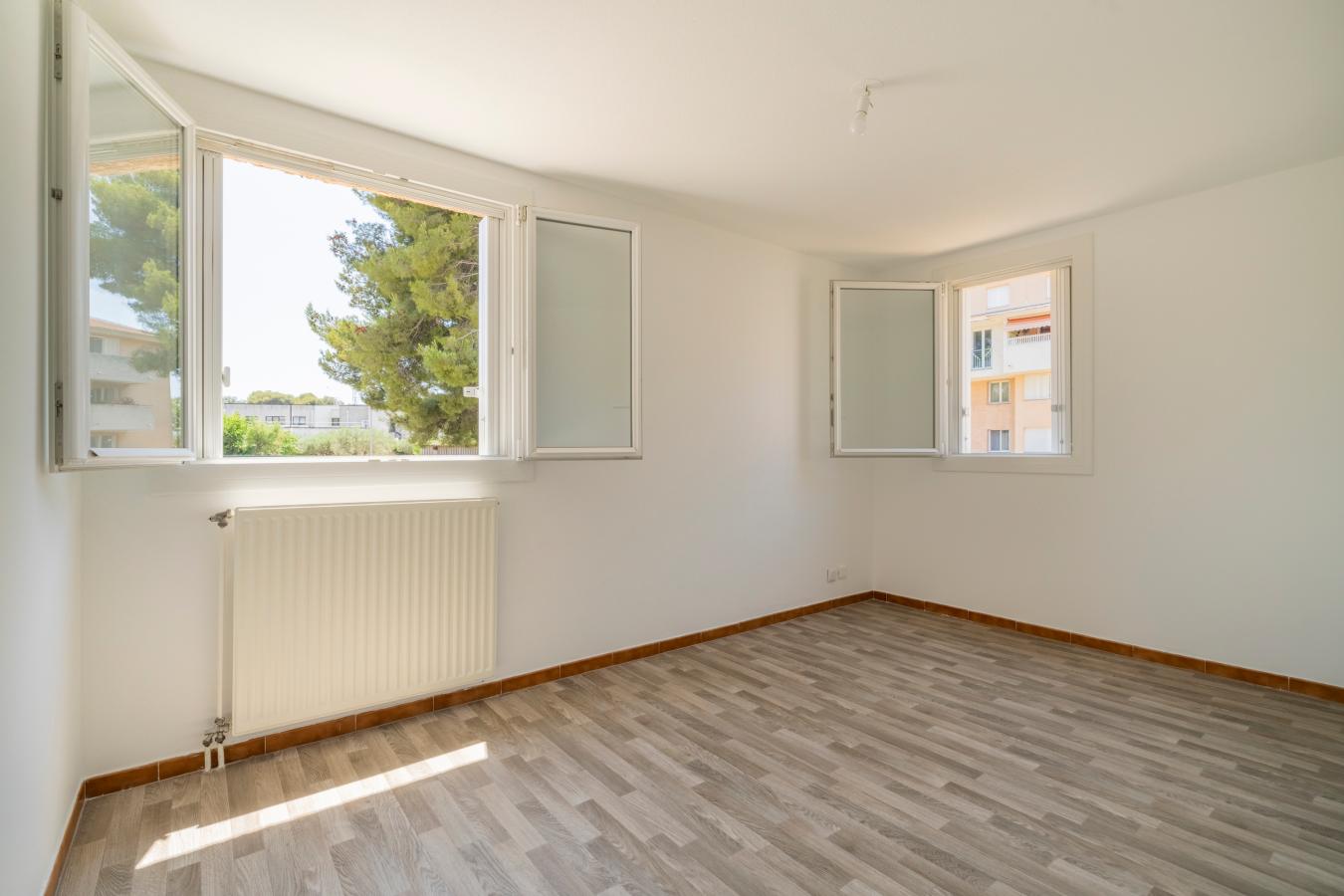 
																																							4 pièces - 
																																						1er étage - 79m² - 173 200 € - Photo #5