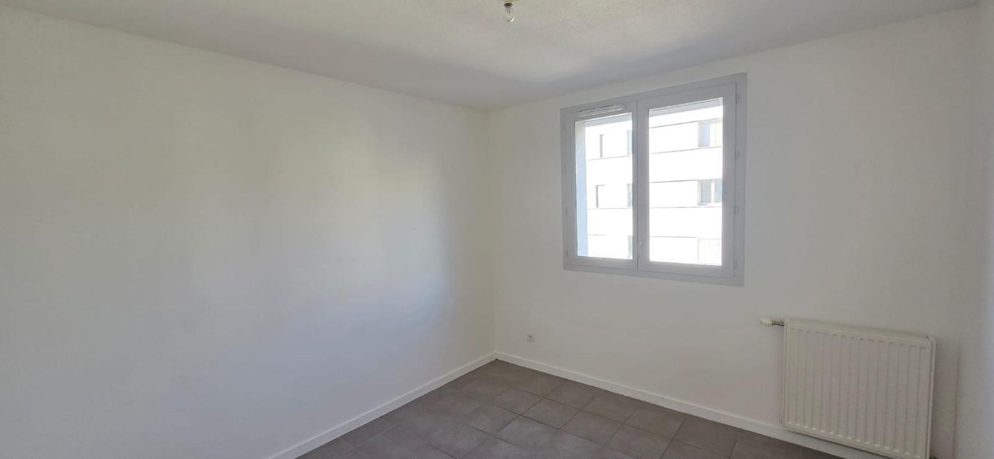 3 pièces - 4ème étage - 69m² - 959,37 € - Photo #4
