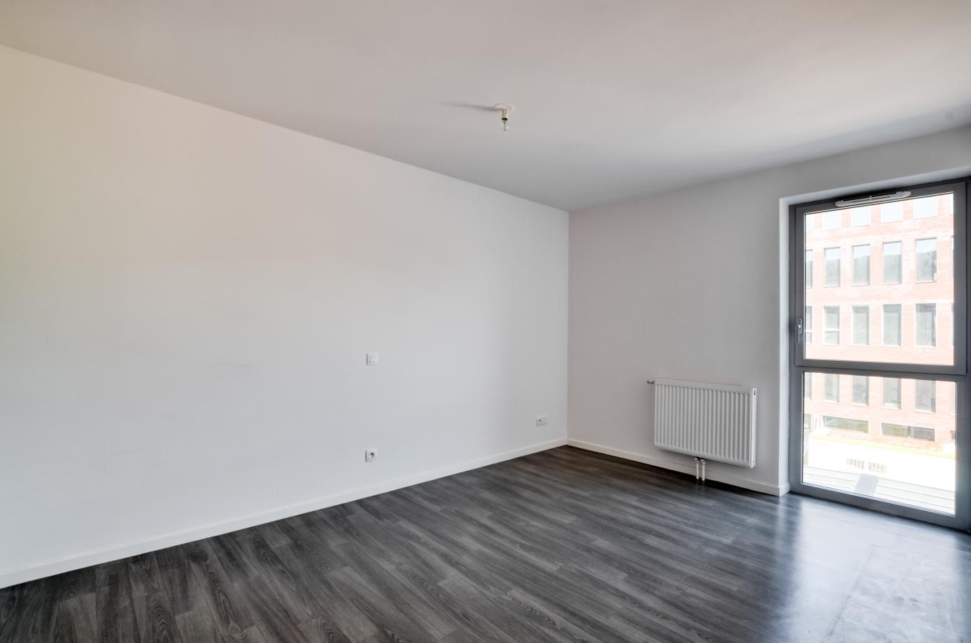 
																			2 pièces - 
																		3ème étage - 58m² - 1 049,93 € - Photo #1