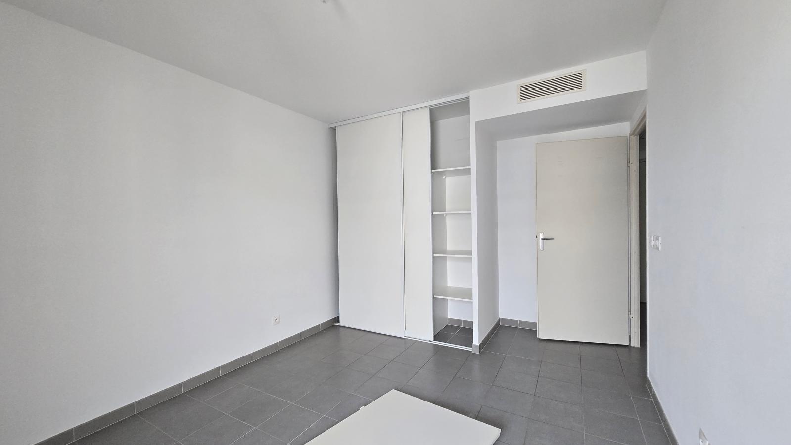 2 pièces - 7ème étage - 46m² - 805,80 € - Photo #6