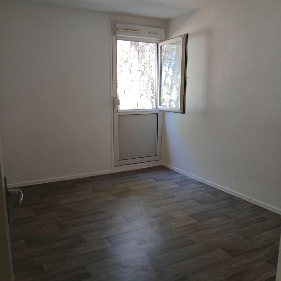 3 pièces - 1er étage - 62m² - 748,76 € - Photo #3