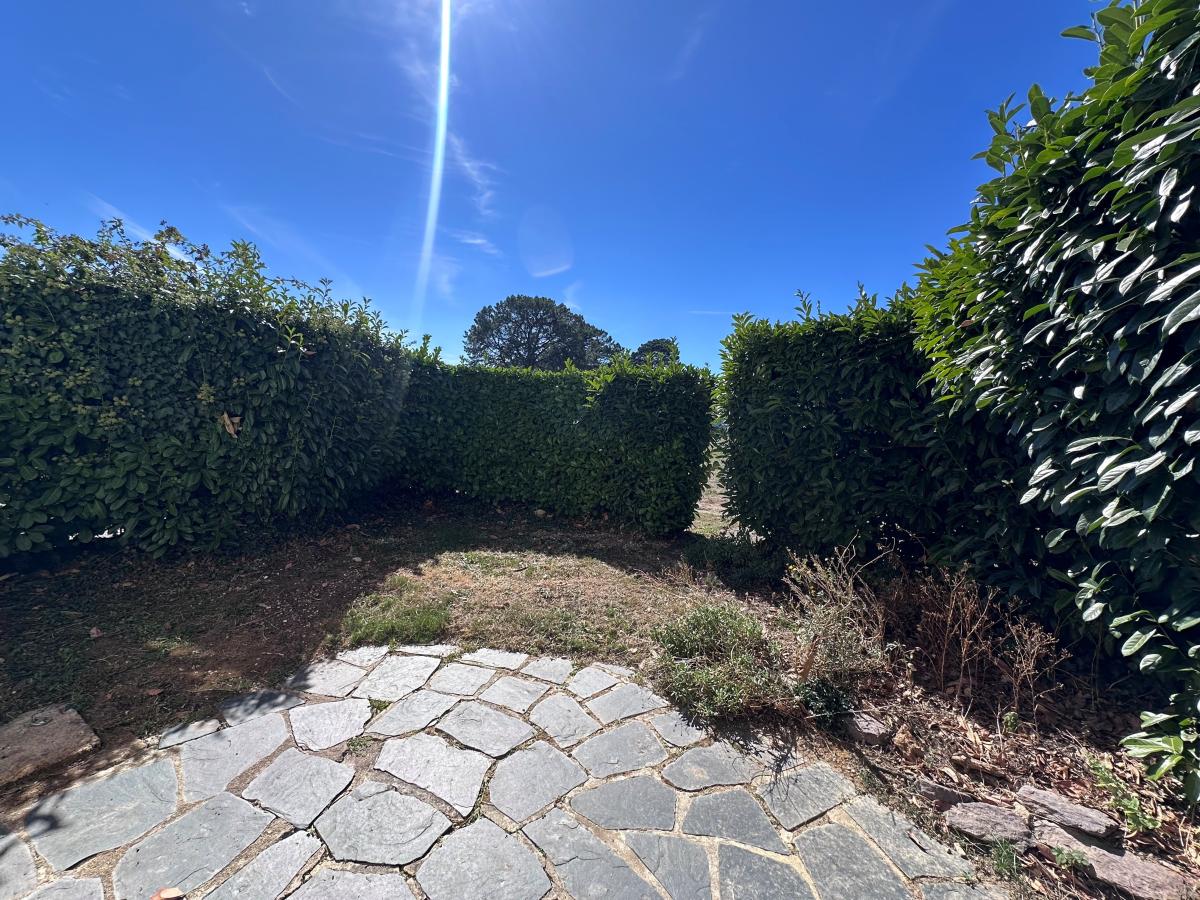 
																																							4 pièces - 
																																						RDC - 90m² - 760,38 € - Photo #1