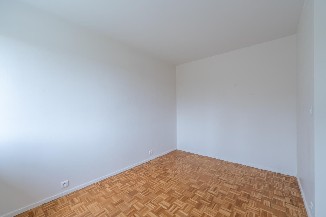 
																																							3 pièces - 
																																						1er étage - 78m² - 1 324,22 € - Photo #3