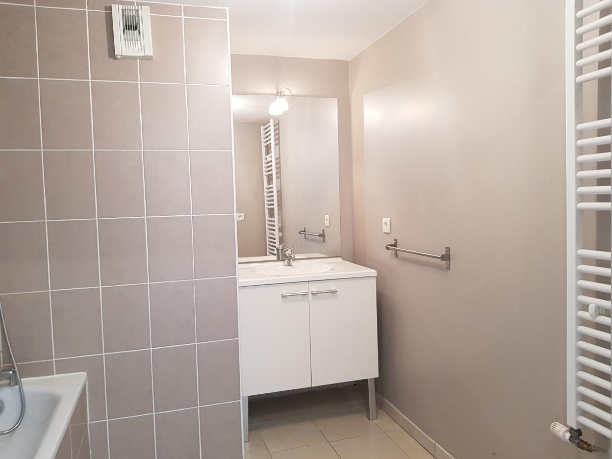 
																																							5 pièces - 
																																						9ème étage - 101m² - 1 448,65 € - Photo #5