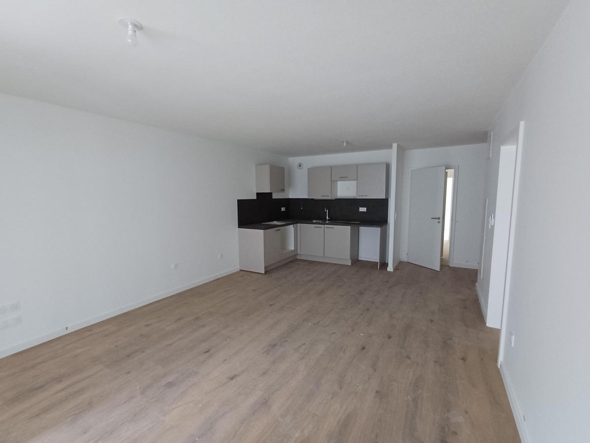 
																			3 pièces - 
																		2ème étage - 59m² - 858,81 € - Photo #4