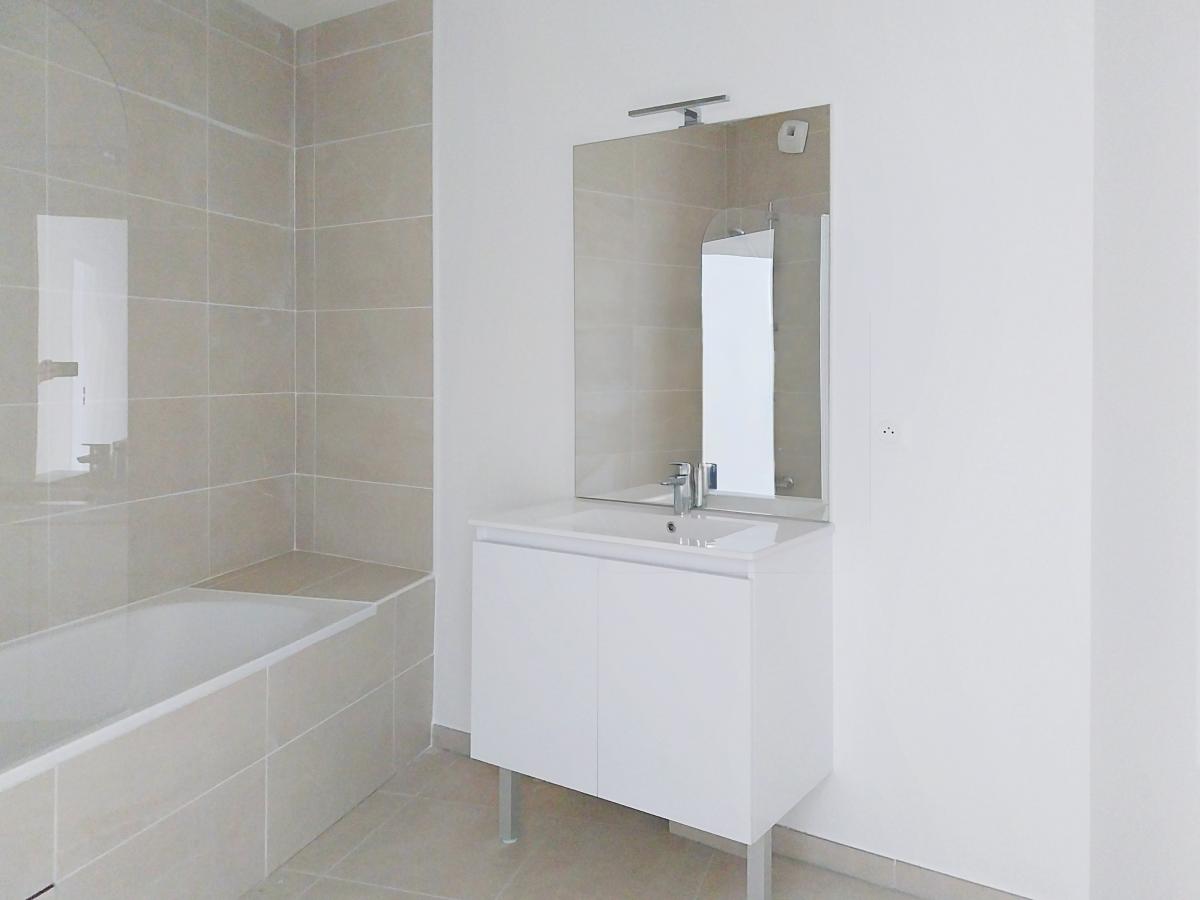 
																																							3 pièces - 
																																						RDC - 68m² - 900,53 € - Photo #5