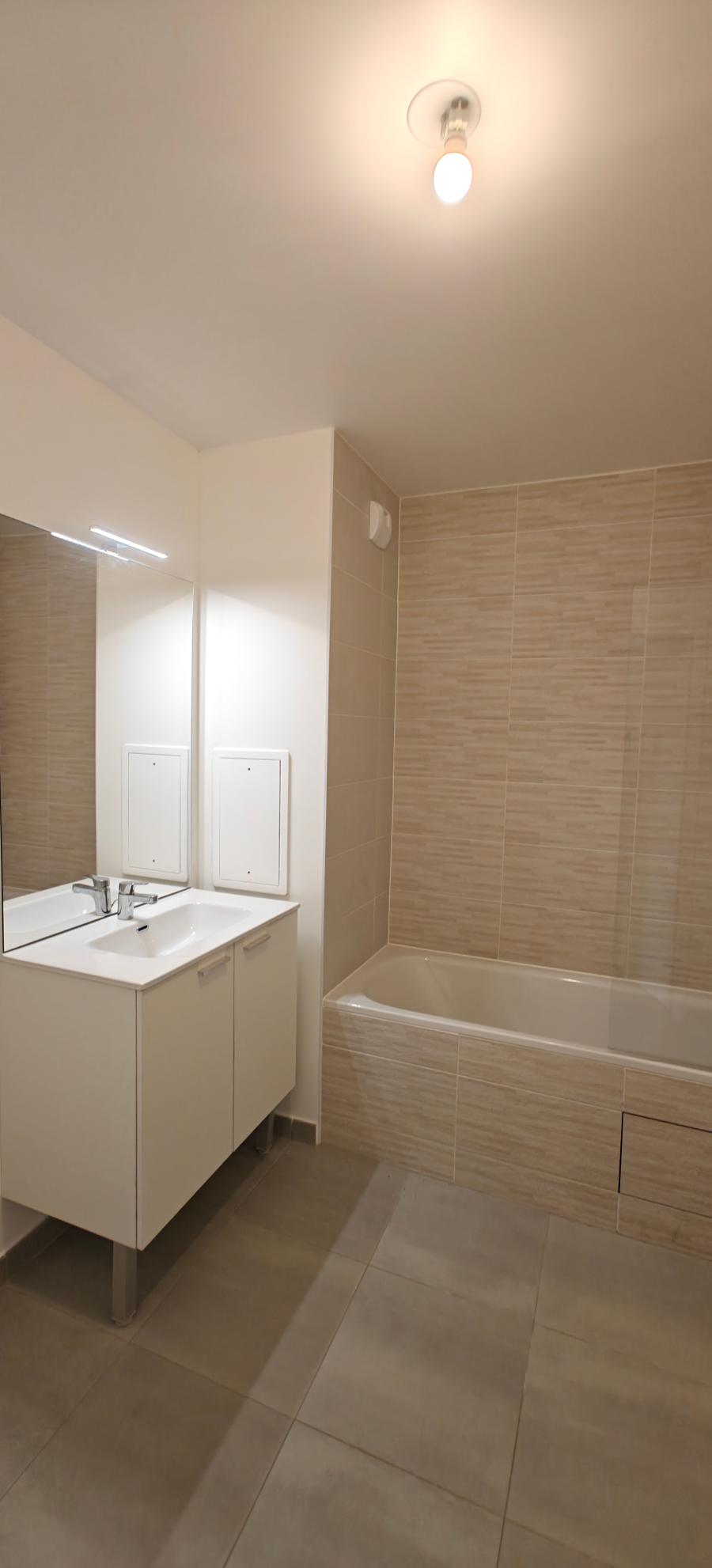 
																			2 pièces - 
																		5ème étage - 40m² - 1 065,66 € - Photo #2